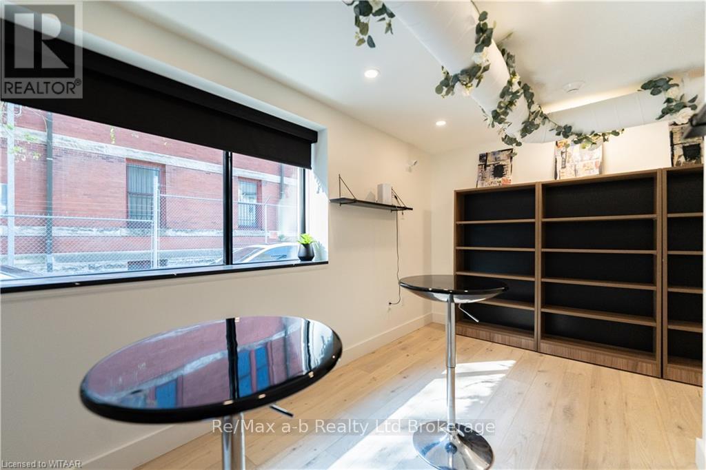 103 - 145 Ontario Street Property Photo 6