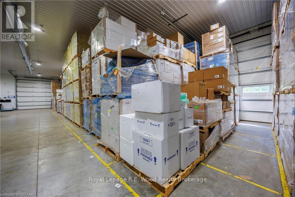 285801 Airport Road Property Photo 17