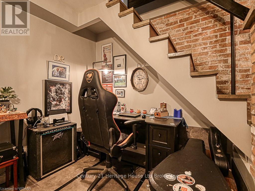 325884 Norwich Road Property Photo 16