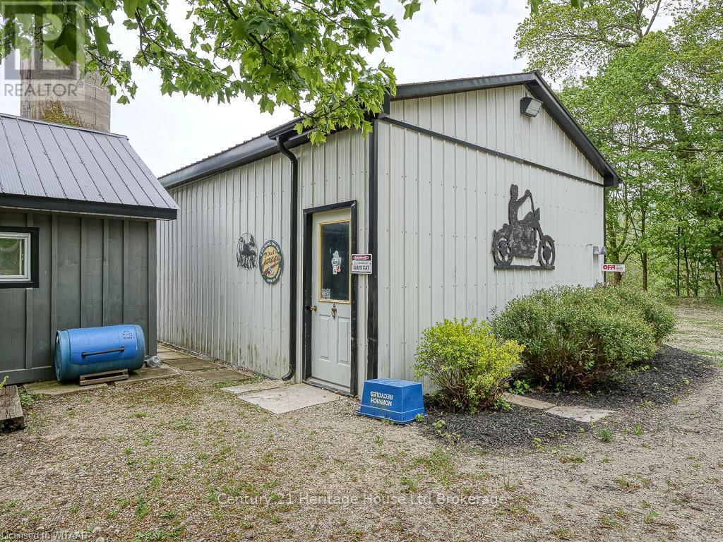 325884 Norwich Road Property Photo 42