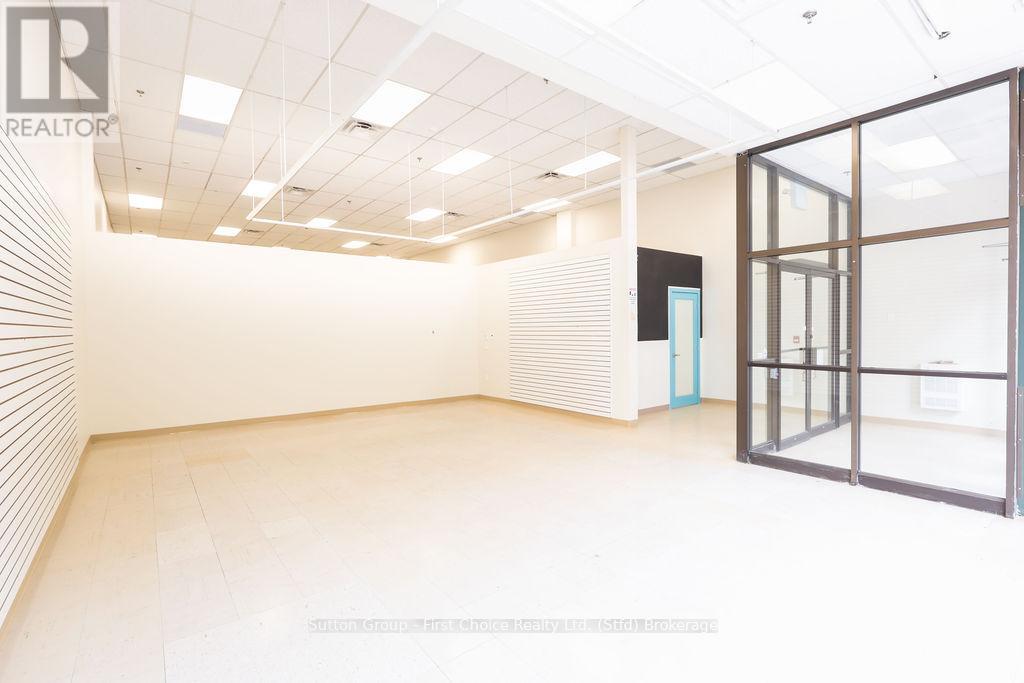 B - 65 Albert Street Property Photo 8