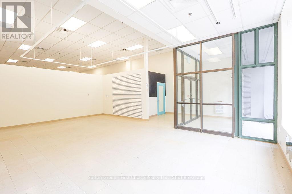 B - 65 Albert Street Property Photo 9