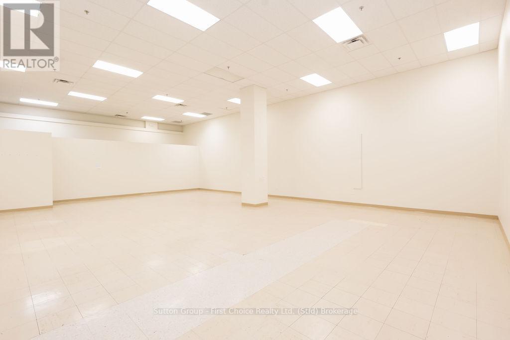 B - 65 Albert Street Property Photo 11