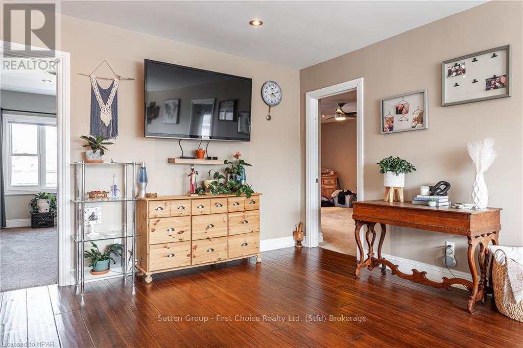 152 St Patrick Street Property Photo 16