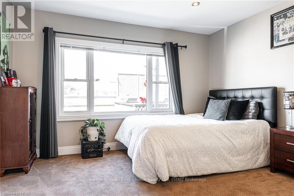 152 St Patrick Street Property Photo 25