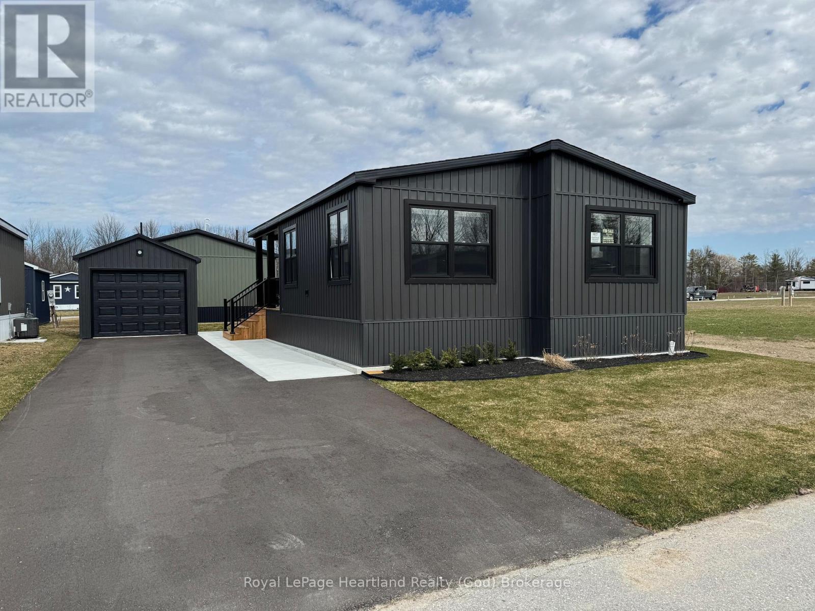63 - 77683 Bluewater Highway Property Photo 1