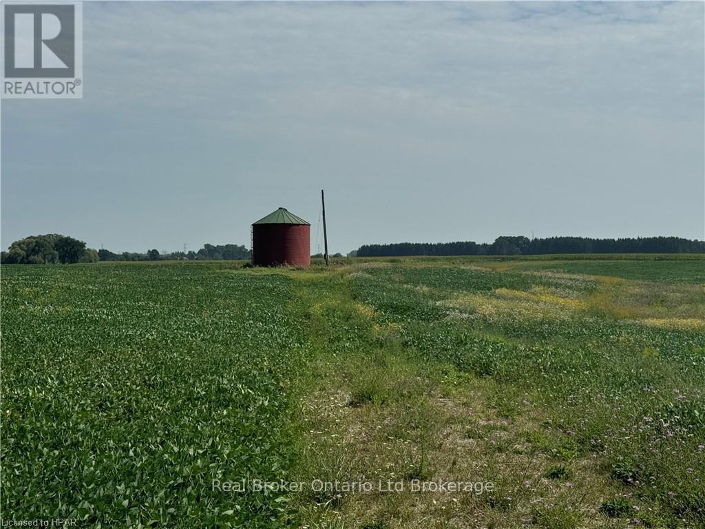 82236 Bluewater Highway Property Photo 4