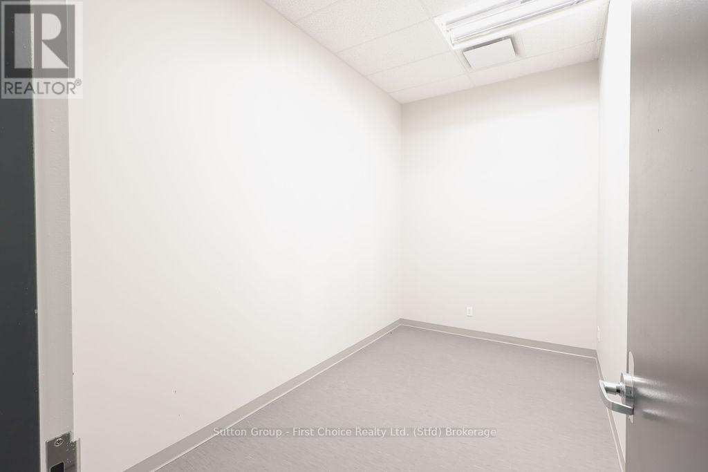 73 Albert Street Property Photo 11