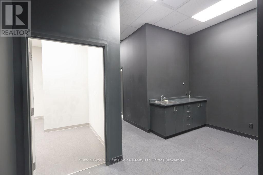 73 Albert Street Property Photo 12
