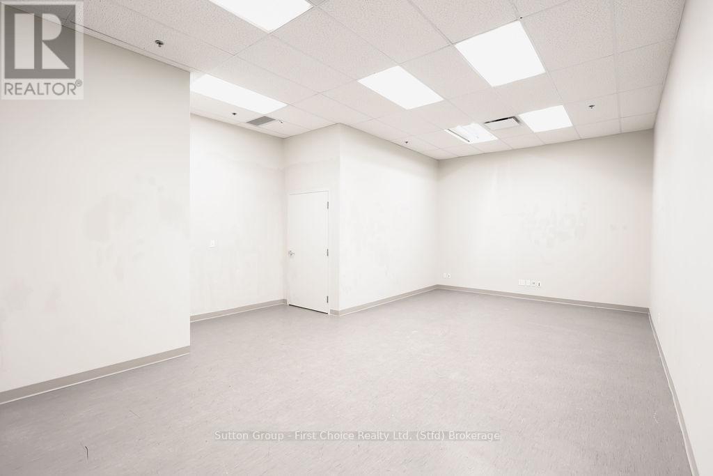 73 Albert Street Property Photo 13