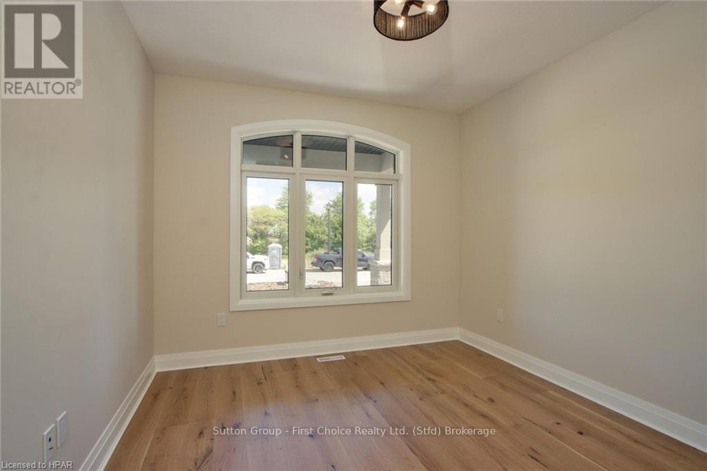 117 Kastner Street Property Photo 23