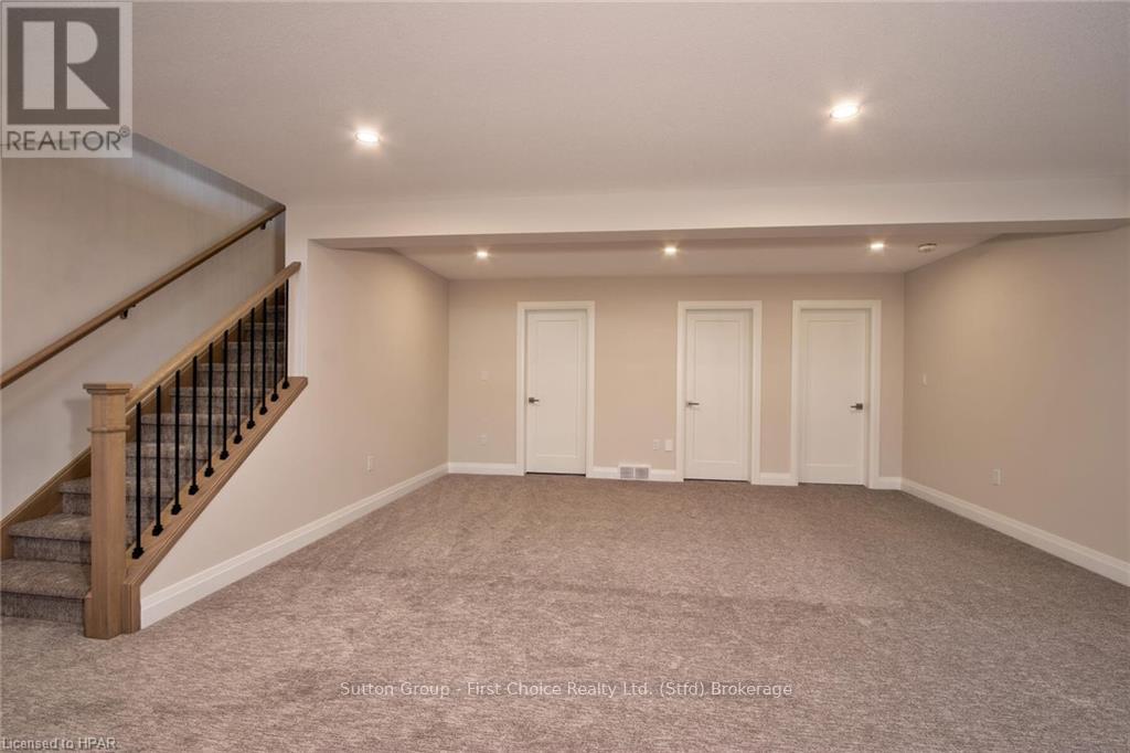 117 Kastner Street Property Photo 33