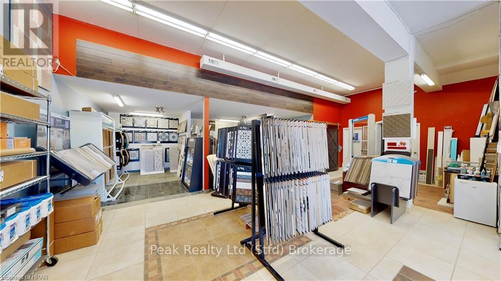 309 Lorne Avenue E Property Photo 2
