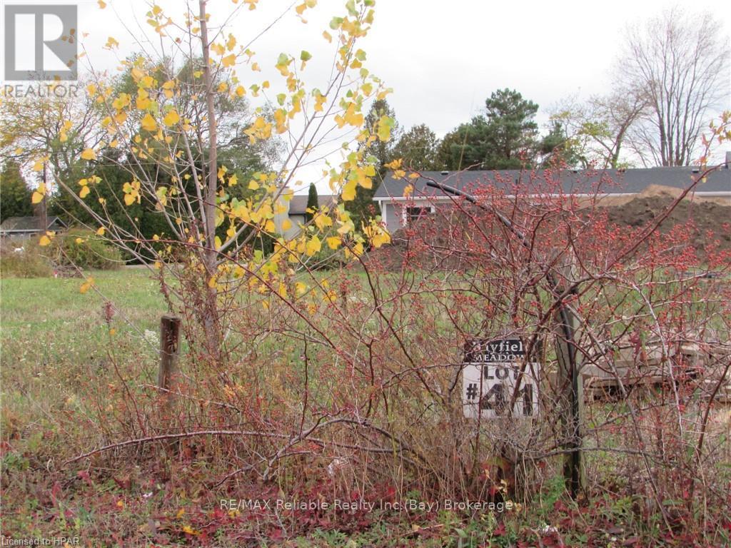 28 Thimbleweed Drive Property Photo 4