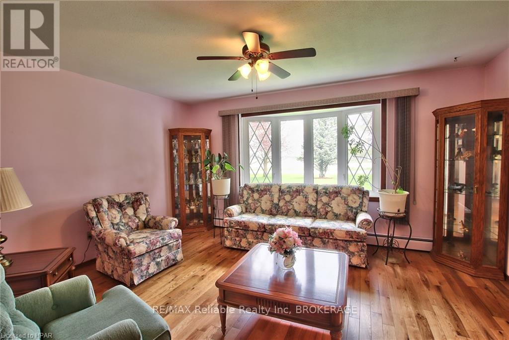 23617 Wellburn Road Property Photo 3