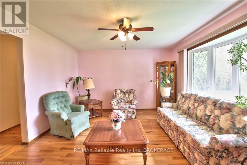 23617 Wellburn Road Property Photo 4
