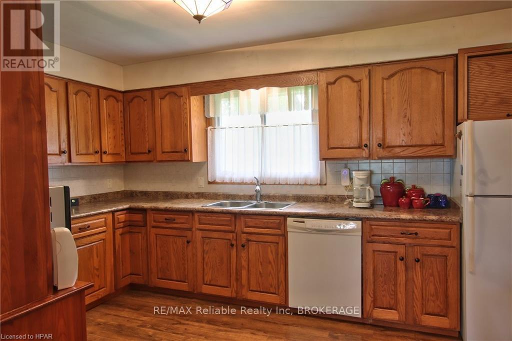 23617 Wellburn Road Property Photo 6