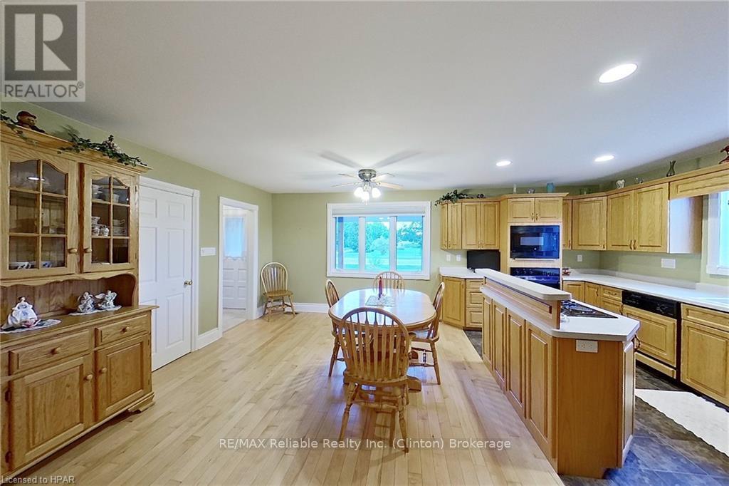 75551 Bluewater Highway Property Photo 5
