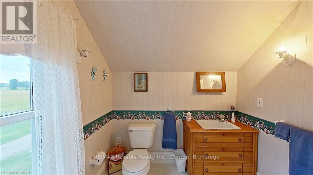 75551 Bluewater Highway Property Photo 22