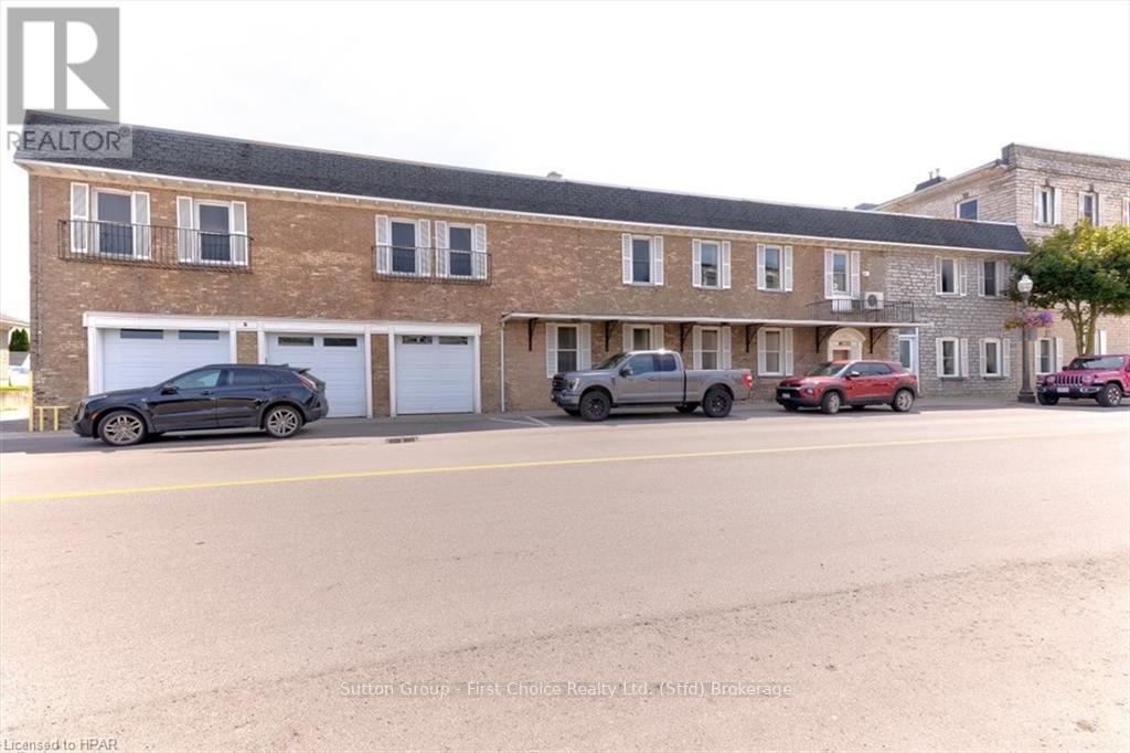 95-97 Queen Street E Property Photo 3