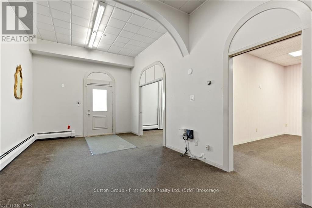 95-97 Queen Street E Property Photo 26