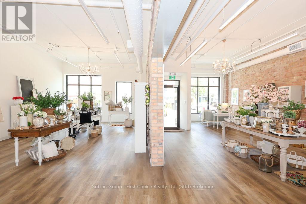17 Ontario Street Property Photo 2