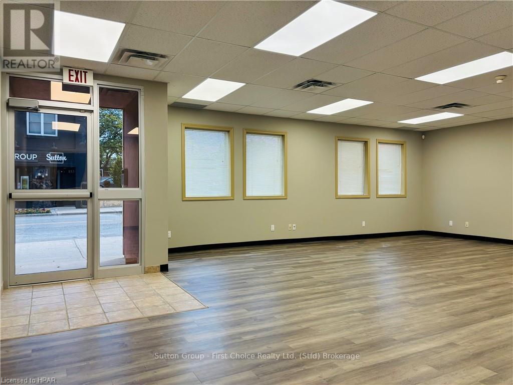 154 Downie Street Property Photo 2