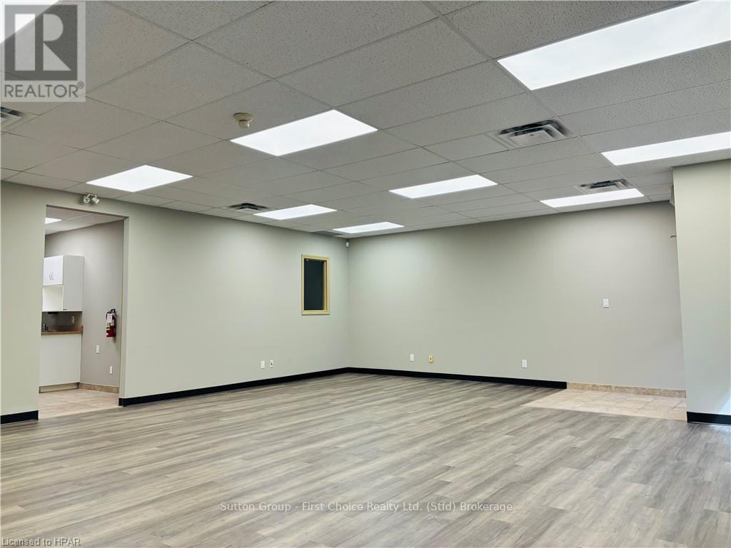 154 Downie Street Property Photo 4