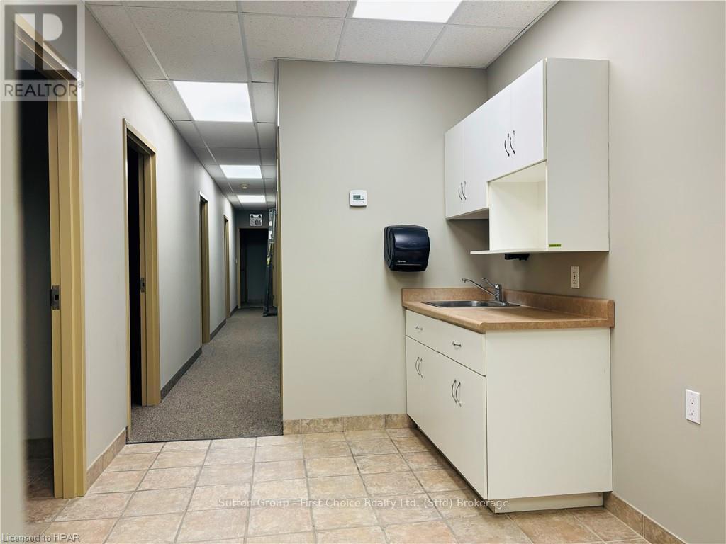 154 Downie Street Property Photo 10