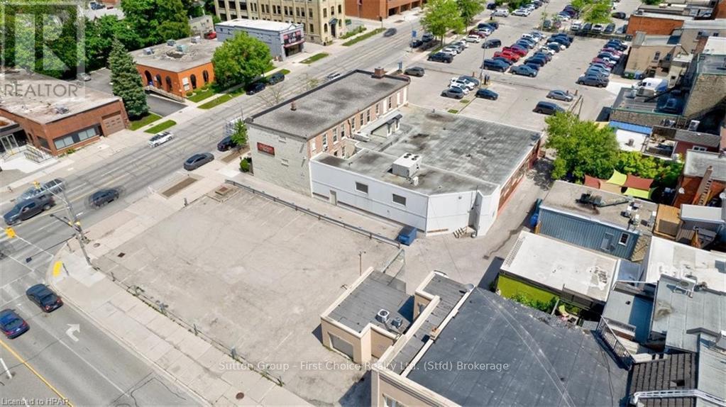 Rear - 107 Erie Street Property Photo 35