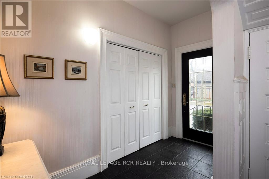 249 10th Street W Property Photo 14