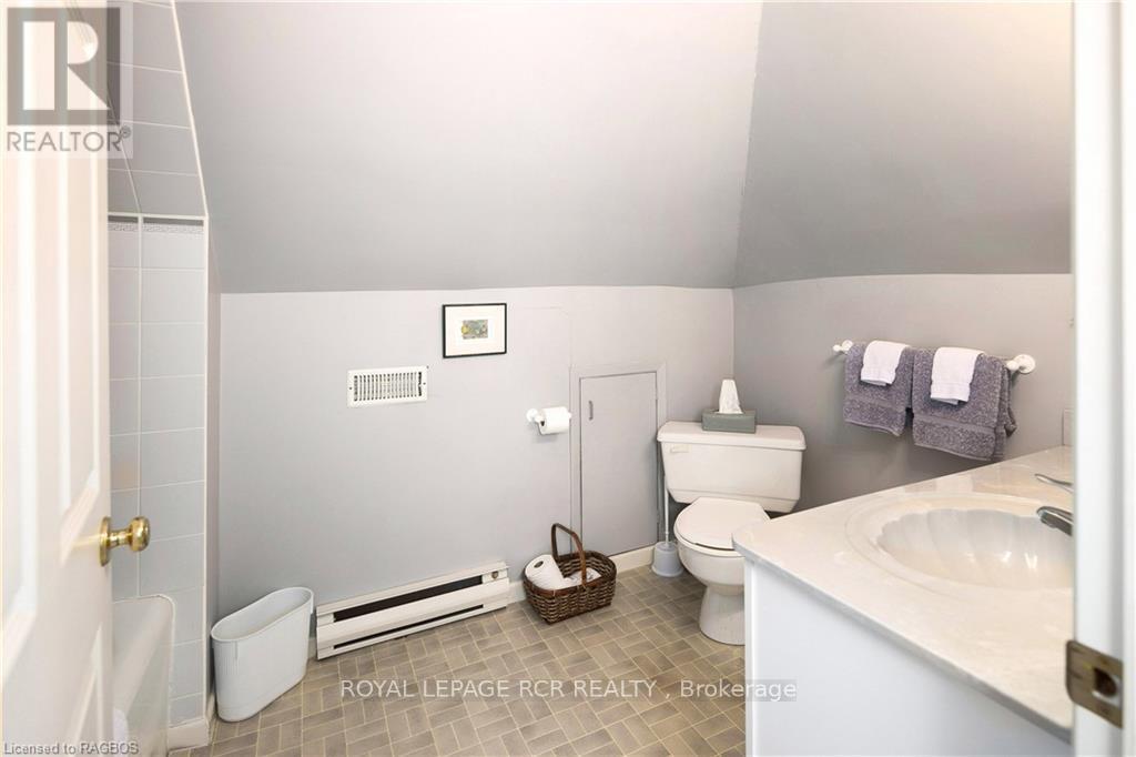 249 10th Street W Property Photo 34