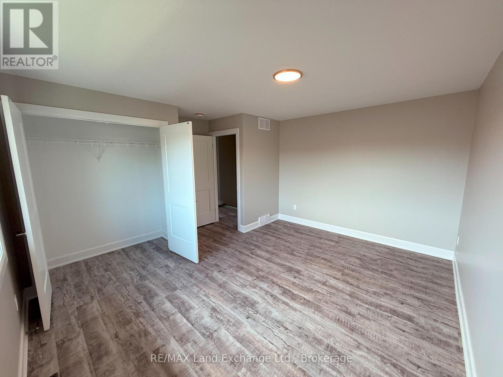 Unit 3 - 8 Golf Links Road Property Photo 9
