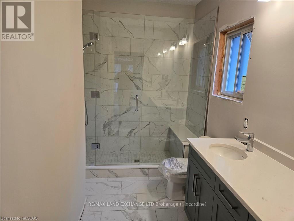 784 Campbell Avenue Property Photo 3