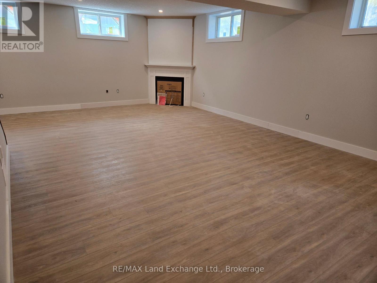 784 Campbell Avenue Property Photo 6