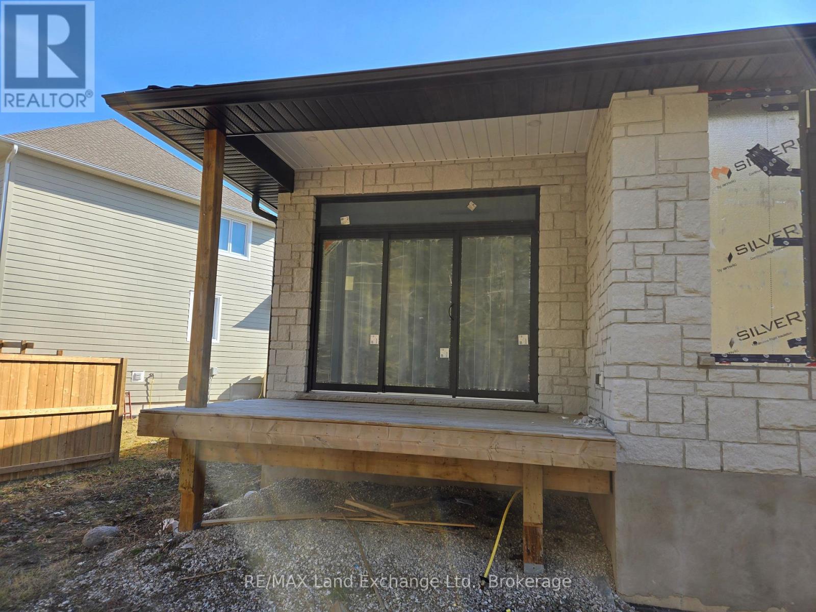 784 Campbell Avenue Property Photo 8