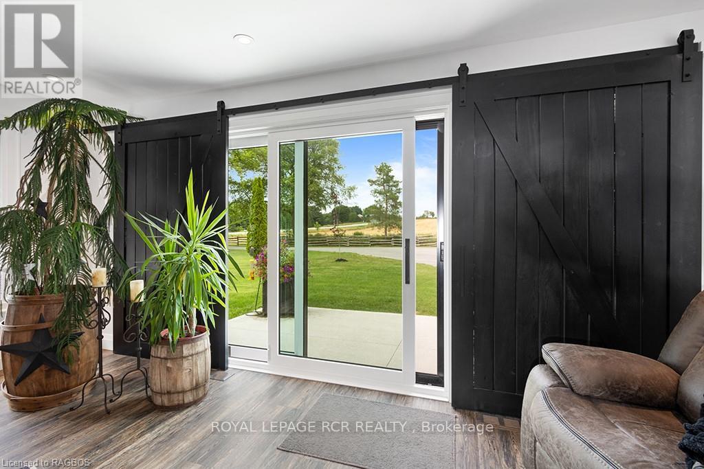 408082 Grey 4 Road Property Photo 18