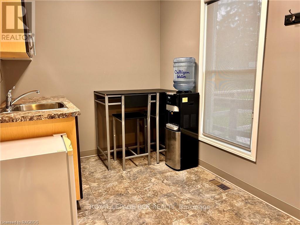 11 Durham Street E Property Photo 14