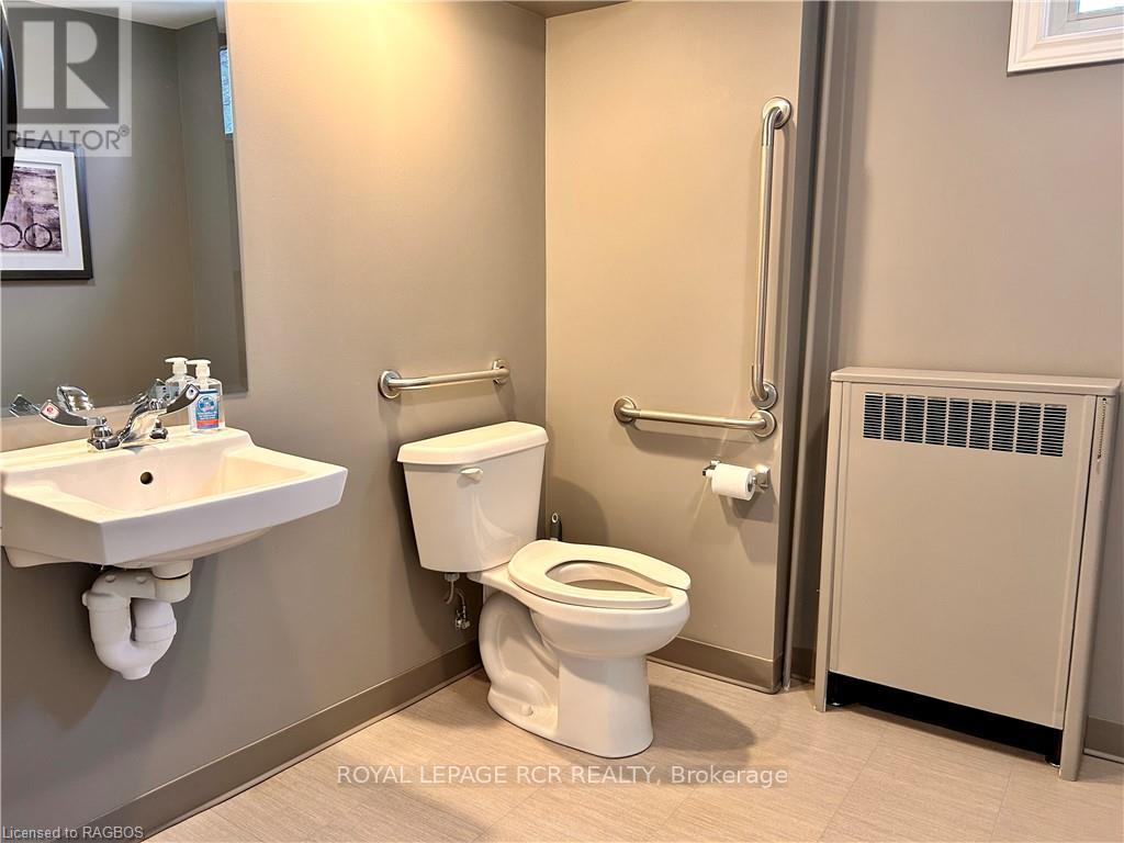 11 Durham Street E Property Photo 17