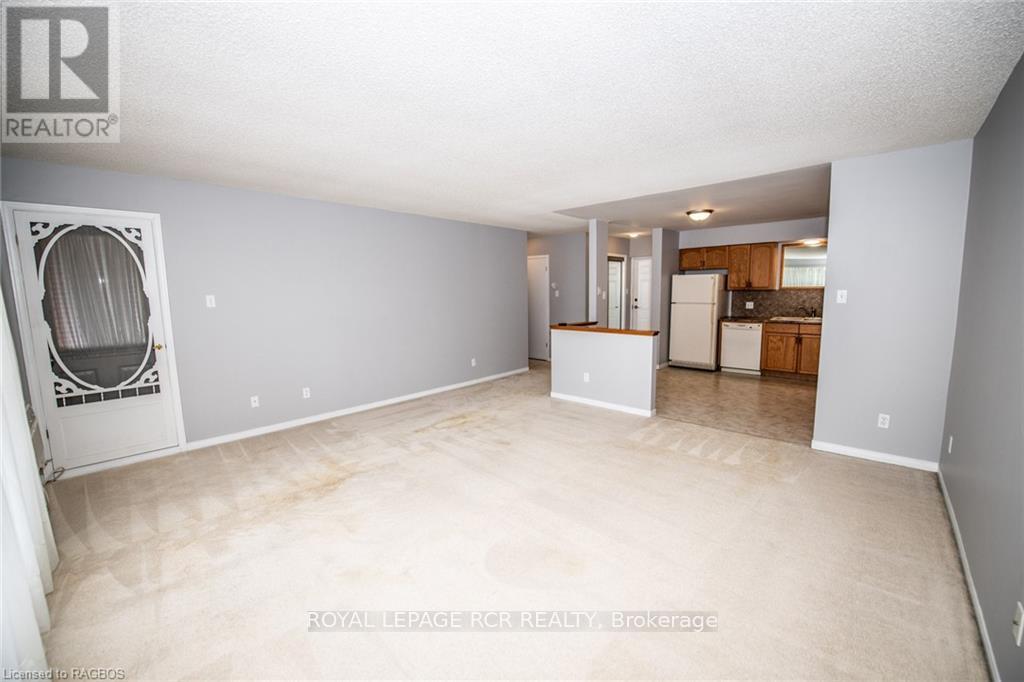 302 - 440 Durham Street W Property Photo 9