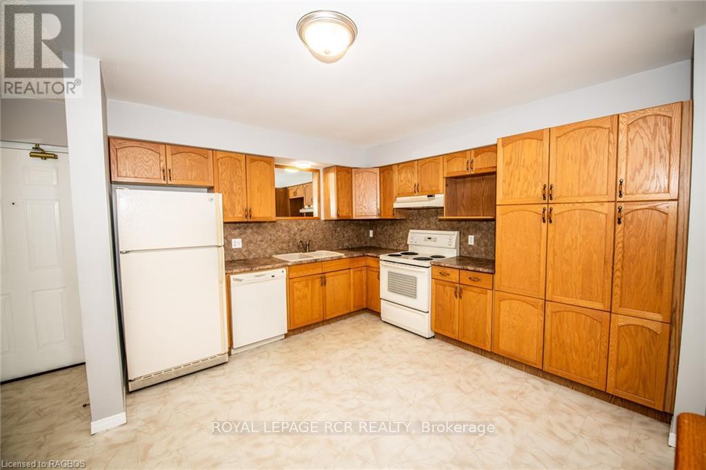302 - 440 Durham Street W Property Photo 12