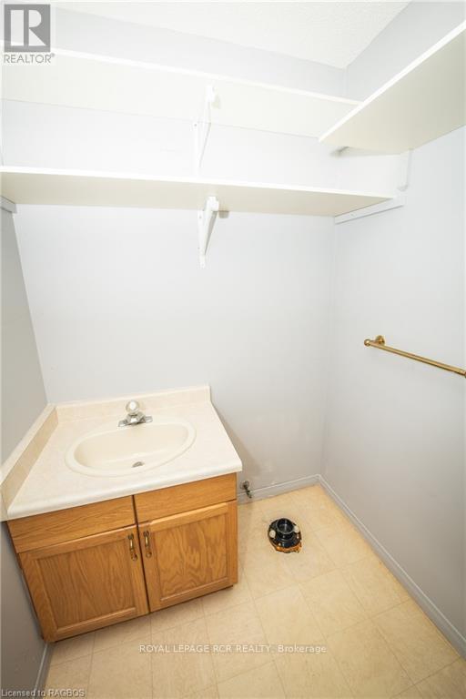 302 - 440 Durham Street W Property Photo 23