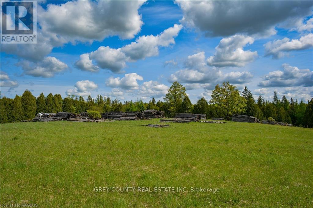 520299 Thistlewood Road Property Photo 33