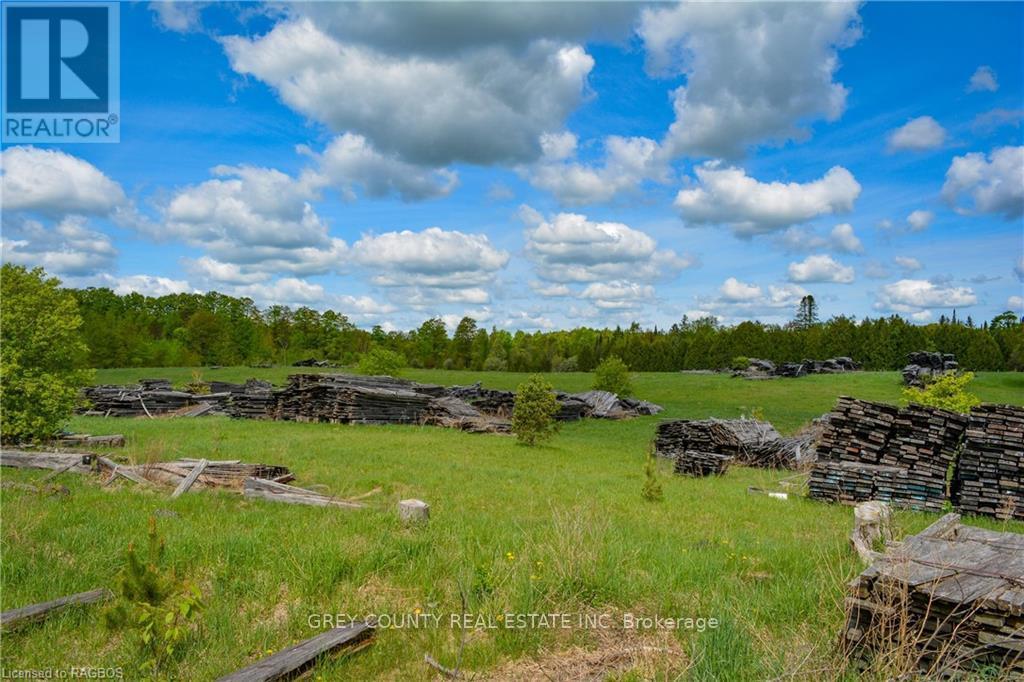 520299 Thistlewood Road Property Photo 35