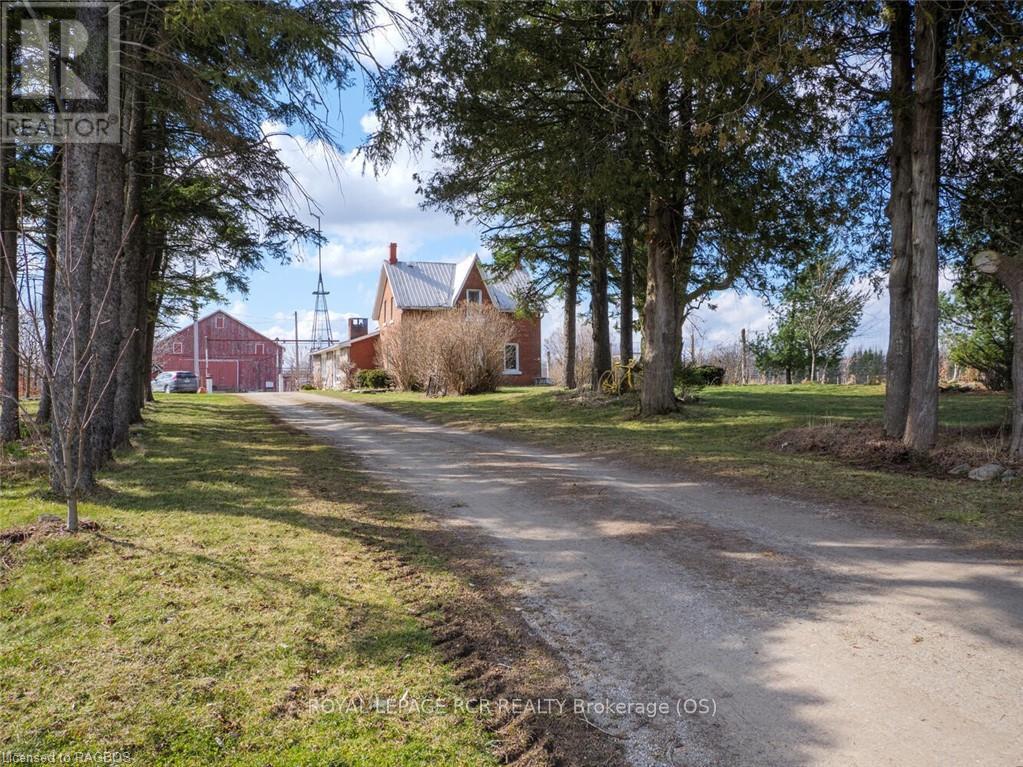 258934 Gordon Sutherland Parkway Property Photo