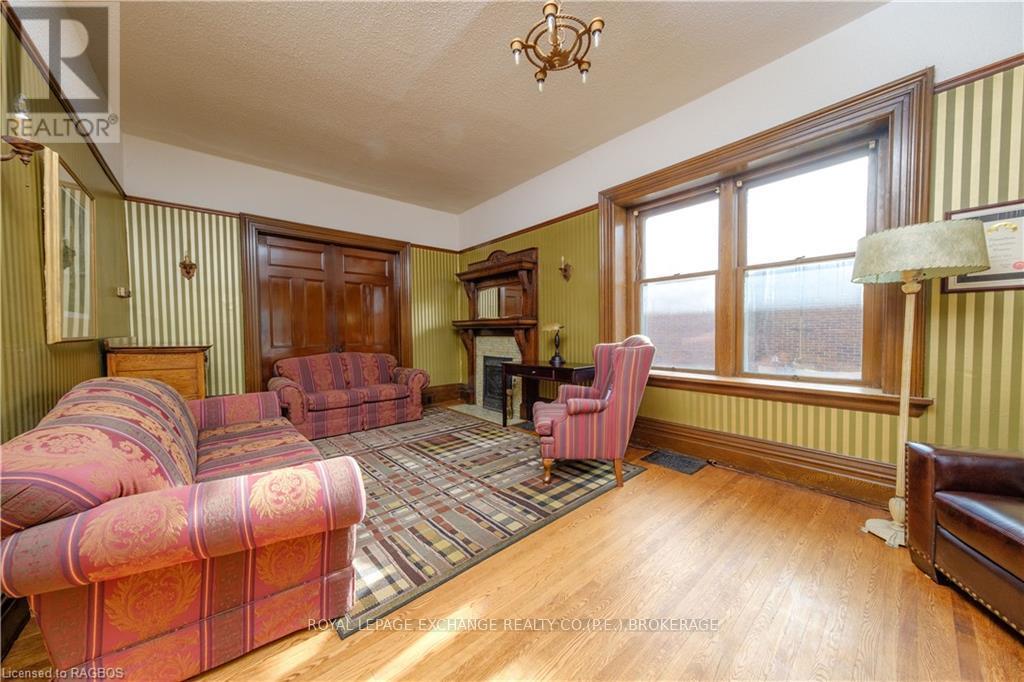 167 10th Street W Property Photo 22