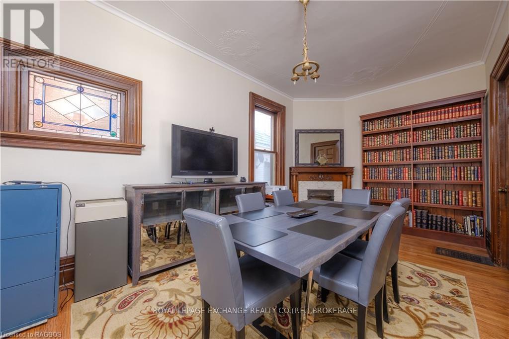 167 10th Street W Property Photo 23