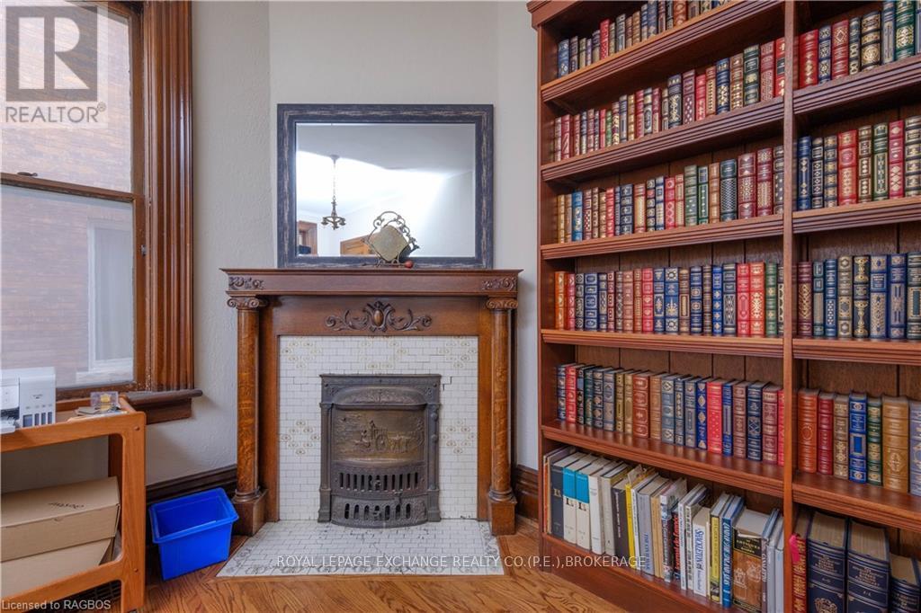 167 10th Street W Property Photo 24