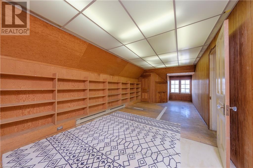 167 10th Street W Property Photo 32