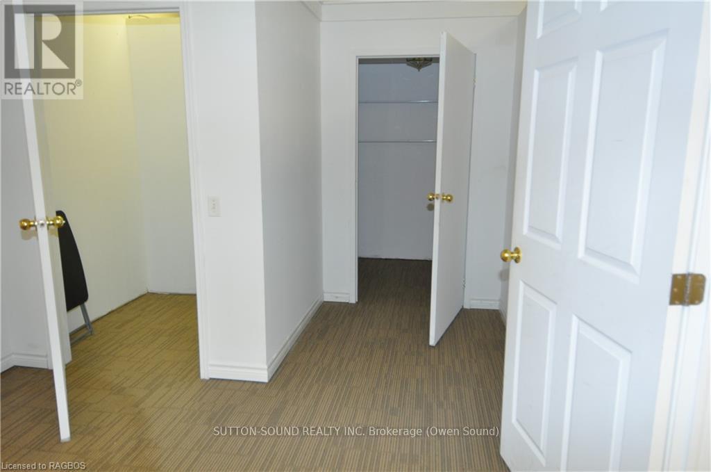 992 2nd Avenue E Property Photo 12